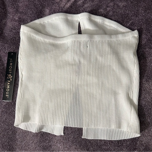 Forever 21 
Sweater-Knit Cutout Tube Top
Size: S - Picture 2 of 3